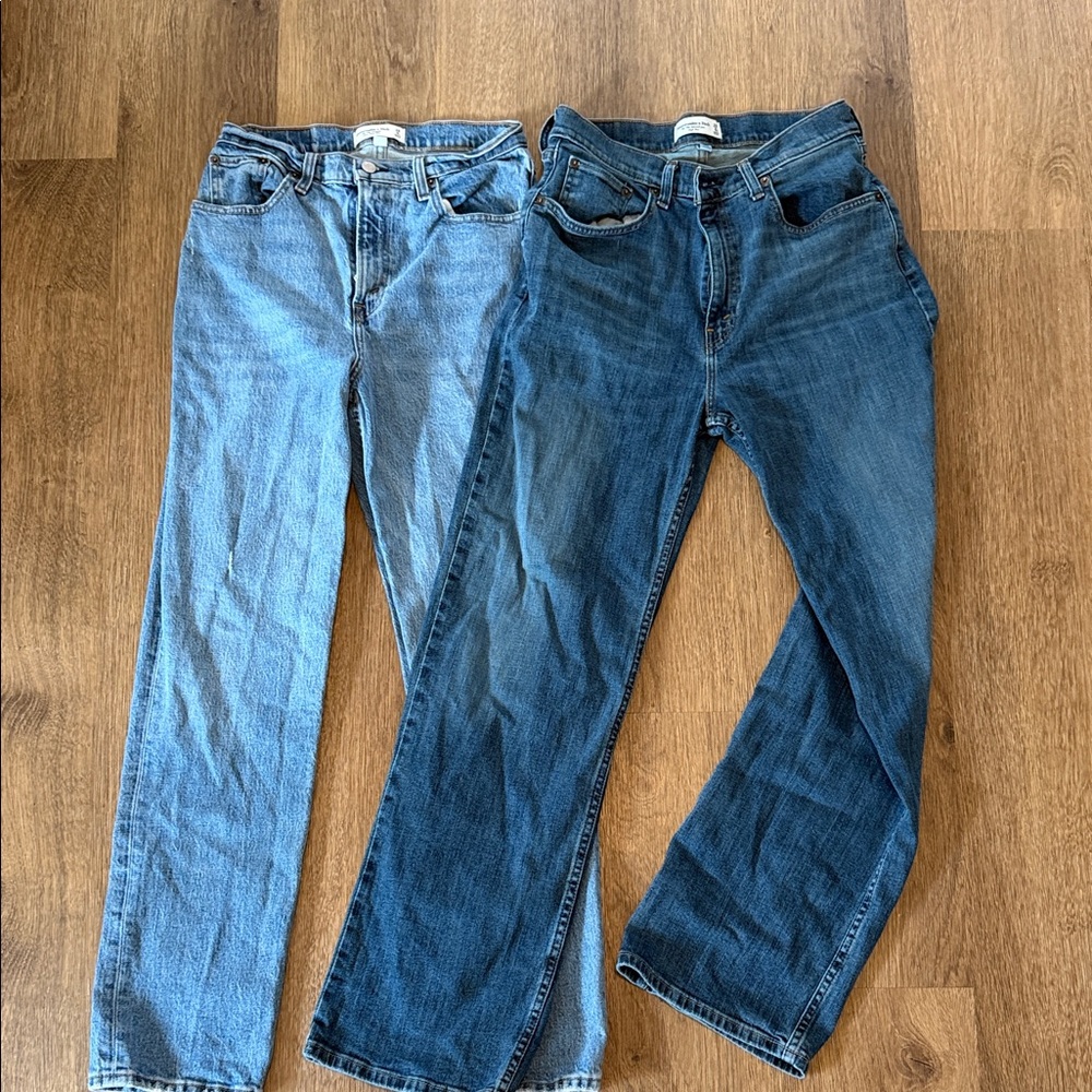Abercrombie & Fitch - 28/6 R Curve Love Jeans - 2 Pair